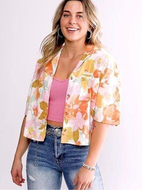 NEW-Billabong Floral Boxy Cropped Tropical Beach Multi Color Button-Down Shirt